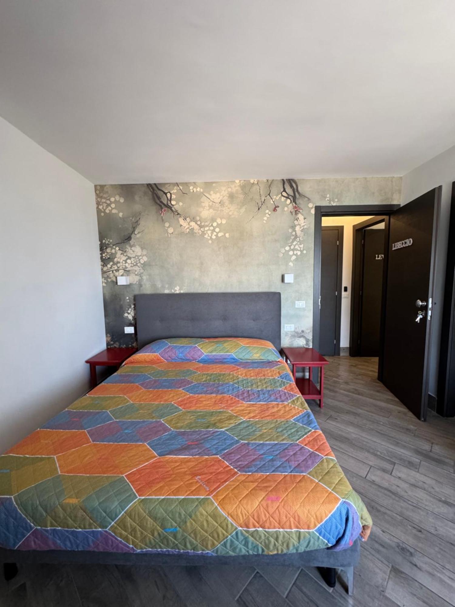 Hotel Relais Al Porto Peschiera del Garda Exterior foto